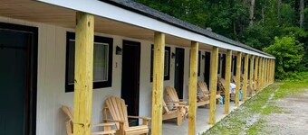 Saratoga Garden Motel - Room 3