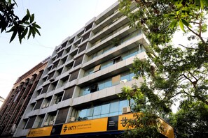 Front of property - Hotel Precious Pearl (Mumbai)