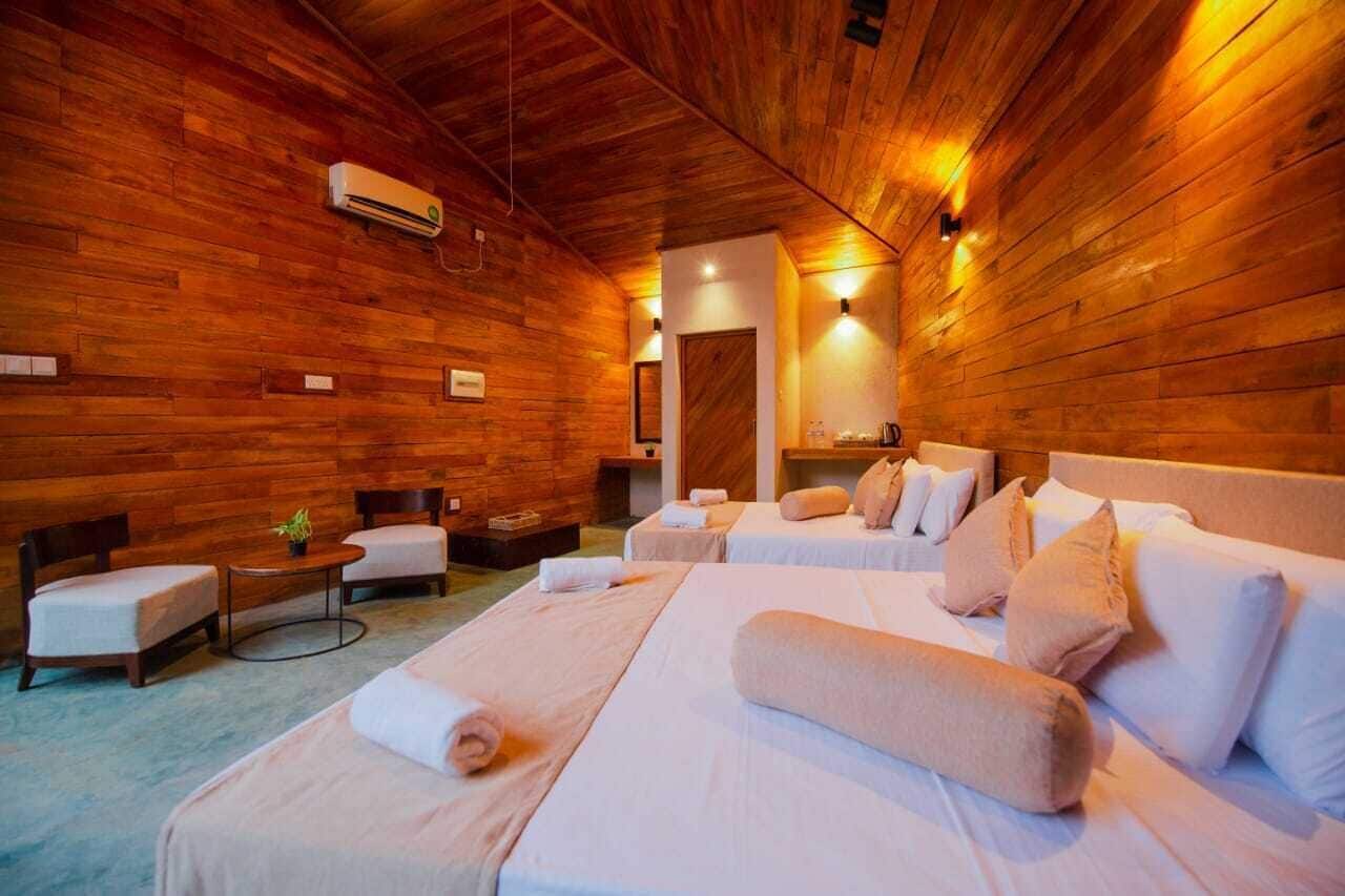 1 chambre, ameublement personnalisé, bureau