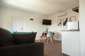 Standard Apartment | Private kitchen - ROZAS (Ezeiza)