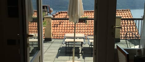 Deluxe Double Room Single Use, 1 Queen Bed, Terrace, Lake View | Lake view