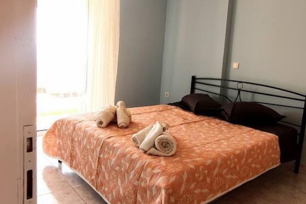 2 bedrooms