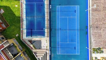 Tennisbane