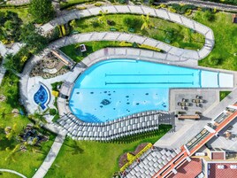 Εξωτερική πισίνα