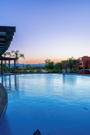 Outdoor pool - Krystal Grand Residences & Villas San Miguel de Allende (San Miguel de Allende)