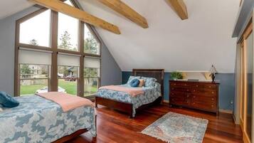 1 slaapkamer, een strijkplank/strijkijzer, wifi, beddengoed