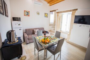 Dining - Rome Penthouse (Siracusa)