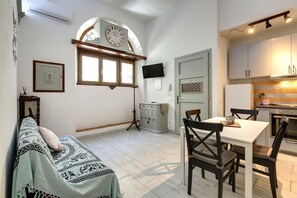House | 1 bedroom