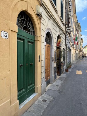 House - Faenza 65 in Firenze (Florence)