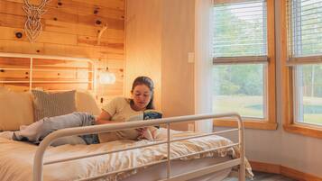 3 chambres, bureau, Wi-Fi gratuit, draps fournis