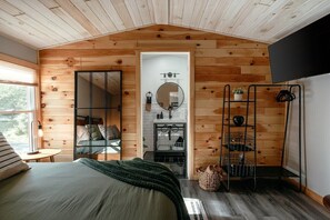 3 quartos, escrivaninha, Wi-Fi de cortesia, roupa de cama