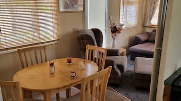 Chalet | Dining