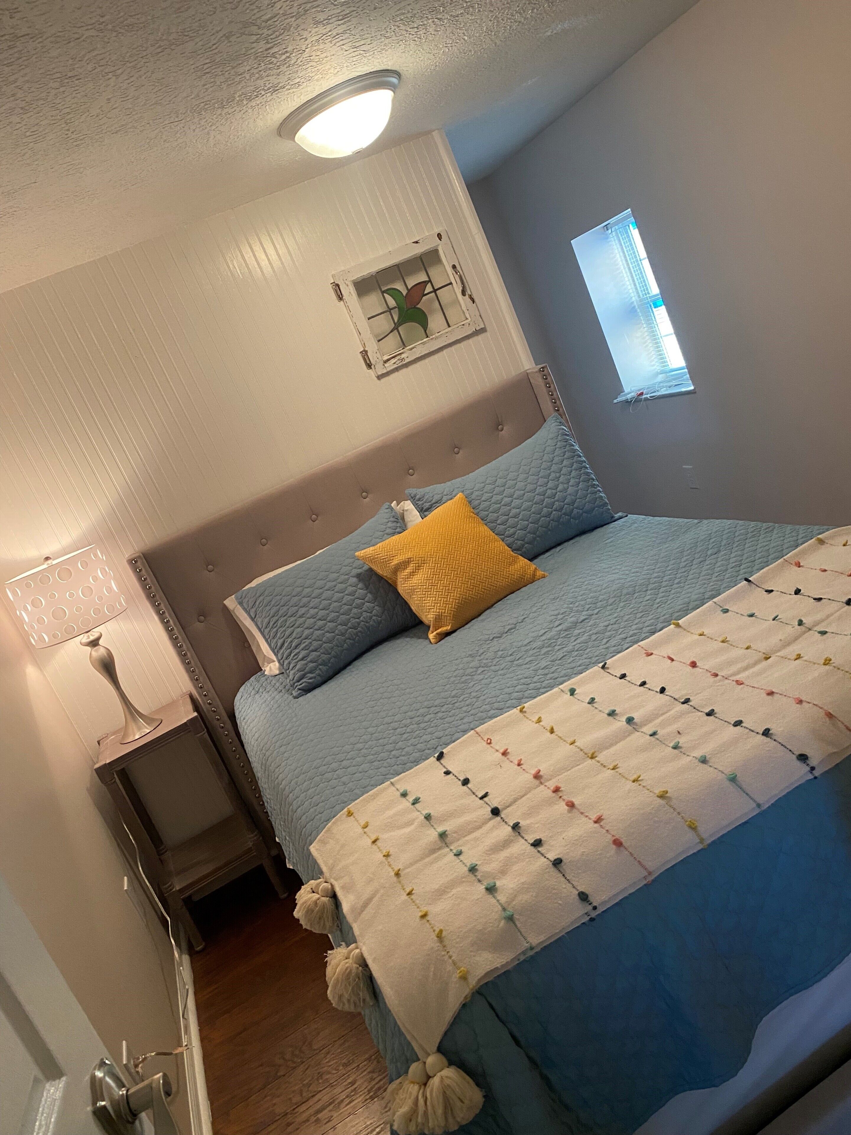 2 chambres, fer et planche à repasser, Wi-Fi, draps fournis