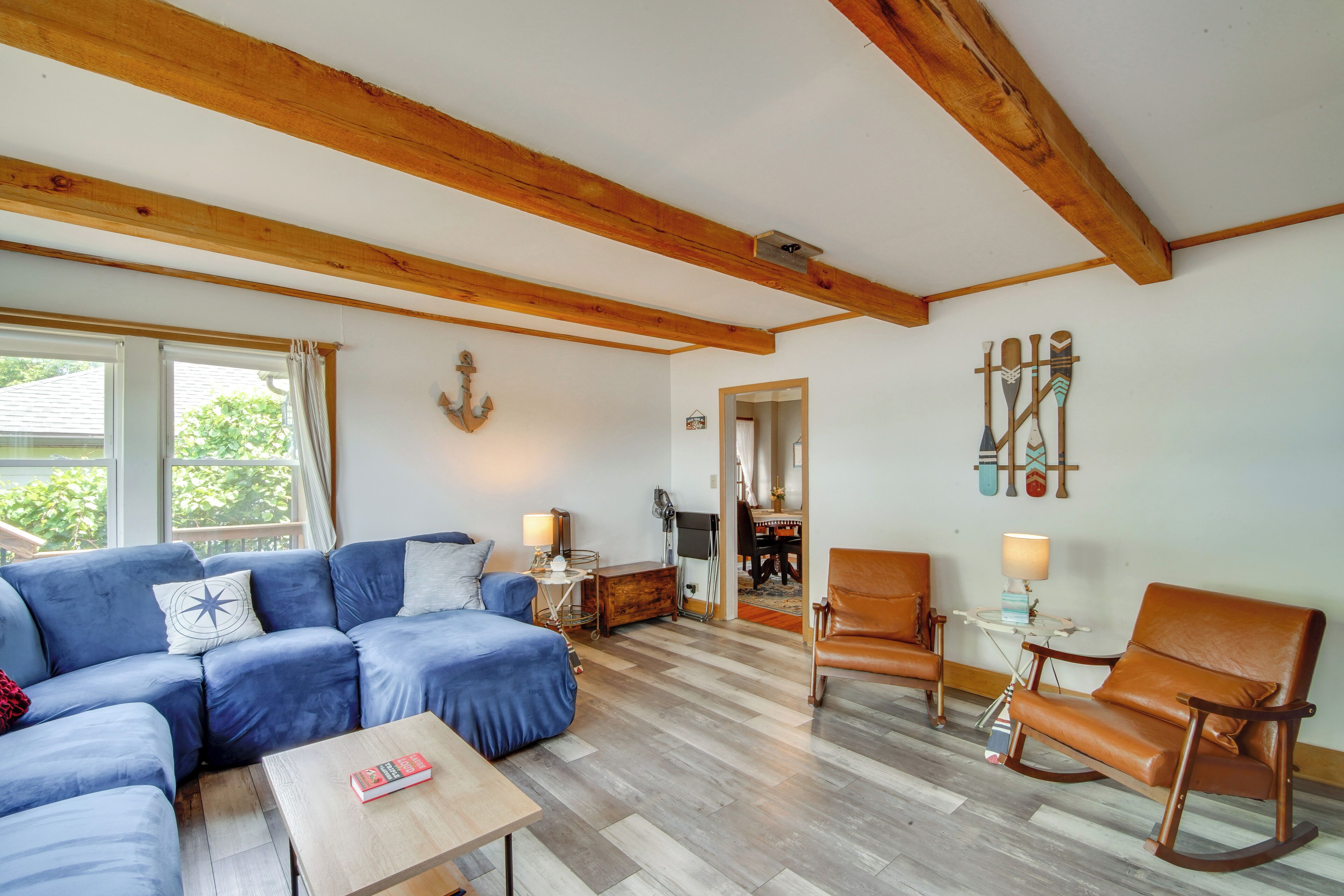 Waterfront Fox Lake Vacation Rental W/ Fire Pit! - Illinois