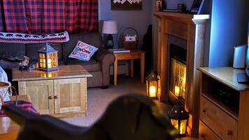 Smart TV, fireplace, DVD player