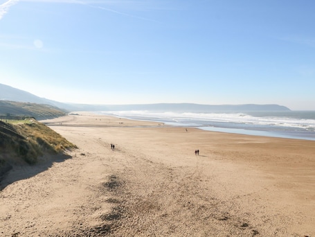 Una playa cerca
