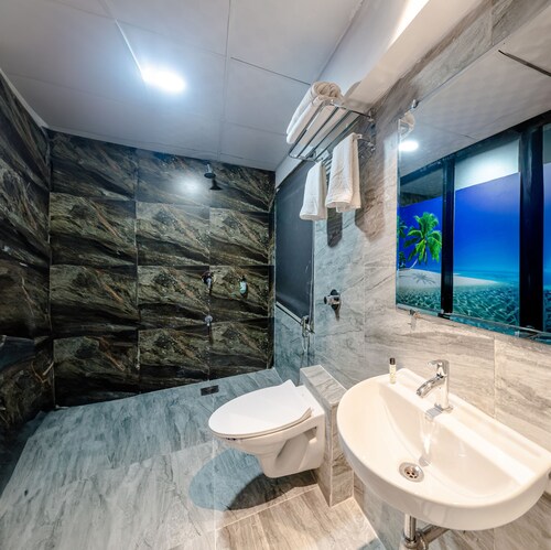 Treebo Cocostay, Hadapsar