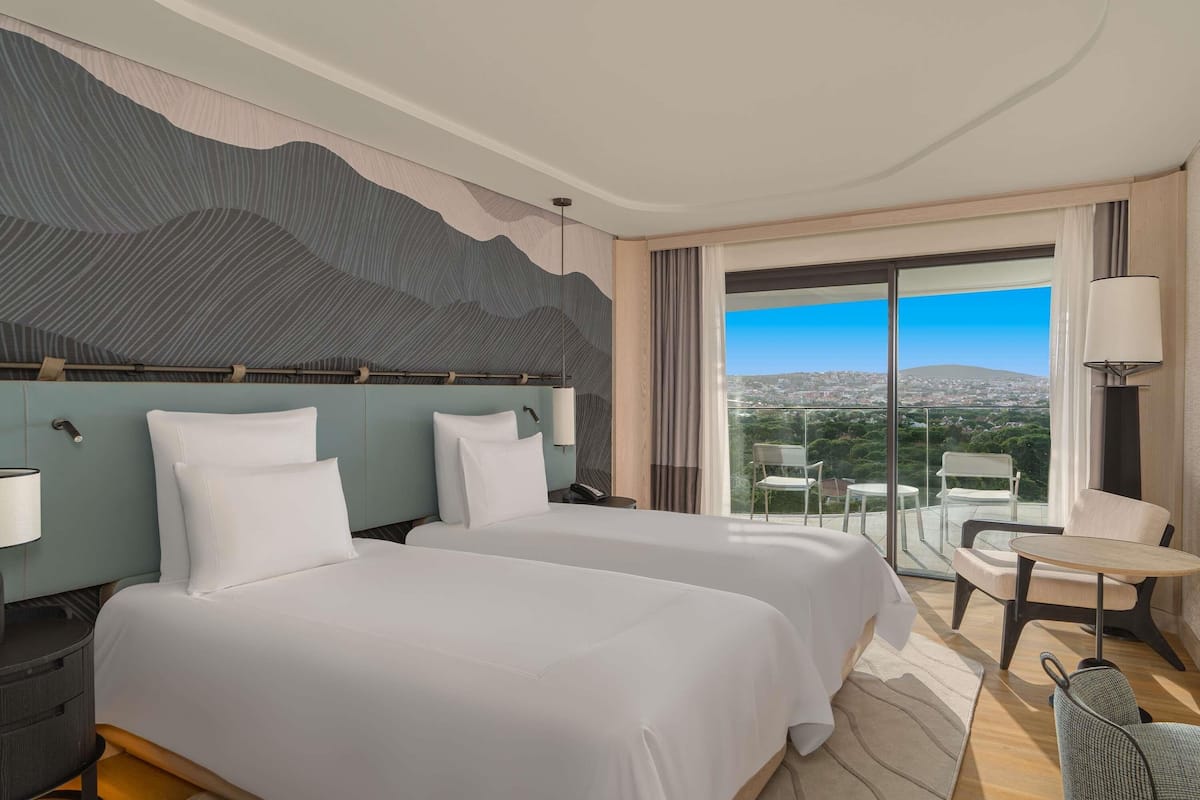 Swiss Advantage Room, Twin Room | Minibar, in-room safe, free WiFi, bed sheets