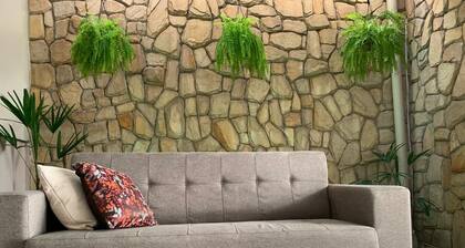 House 3 suites with pool