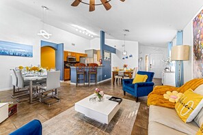 Smart-TV, fotballspill, bordtennis og bøker