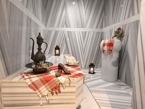 Sauna, dampbad, kropsbehandlinger, body wrap-behandlinger