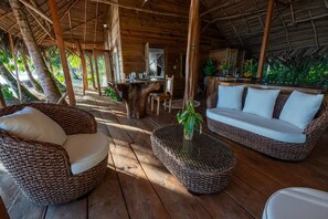 Maison | Restauration en plein air