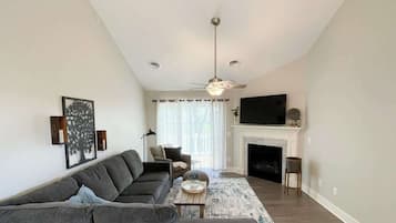 TV, fireplace, offices