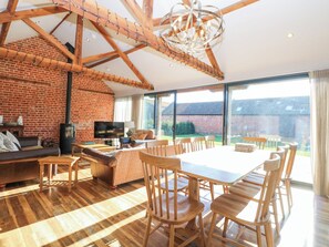 Cottage | Tempat makan