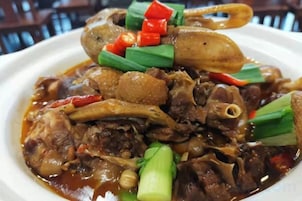 อาหารและเครื่องดื่ม