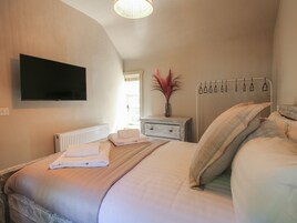 1 habitación, decoración personalizada y muebles diferentes 