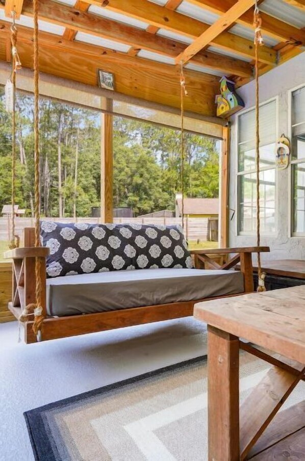 Interior - Peaceful Oasis Pool, Gameroom and waterfall (St. Augustine)