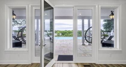 Luxurious Amagansett home perched on a hill, amazing views, exceptional...