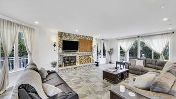 Älytelevisio, takka, stereot