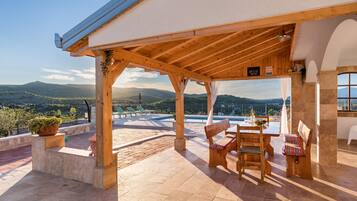 Villa, Multiple Beds | Outdoor dining