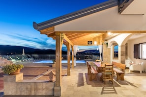 Villa, Multiple Beds | Outdoor dining