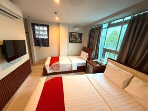Panoramic Triple Room | Soundproofing, free WiFi - Nu hotel (Ho Chi Minh City)