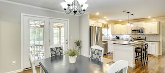 Hillsborough Vacation Rental ~ 18 Mi to Durham!