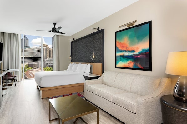 TV, DVD player - Charming Studio in lovely Atlanta with WiFi, AC, fitness room (Atlanta)