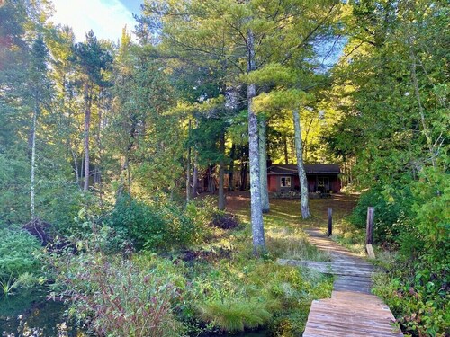 Rapid River Classic Cottage Retreat