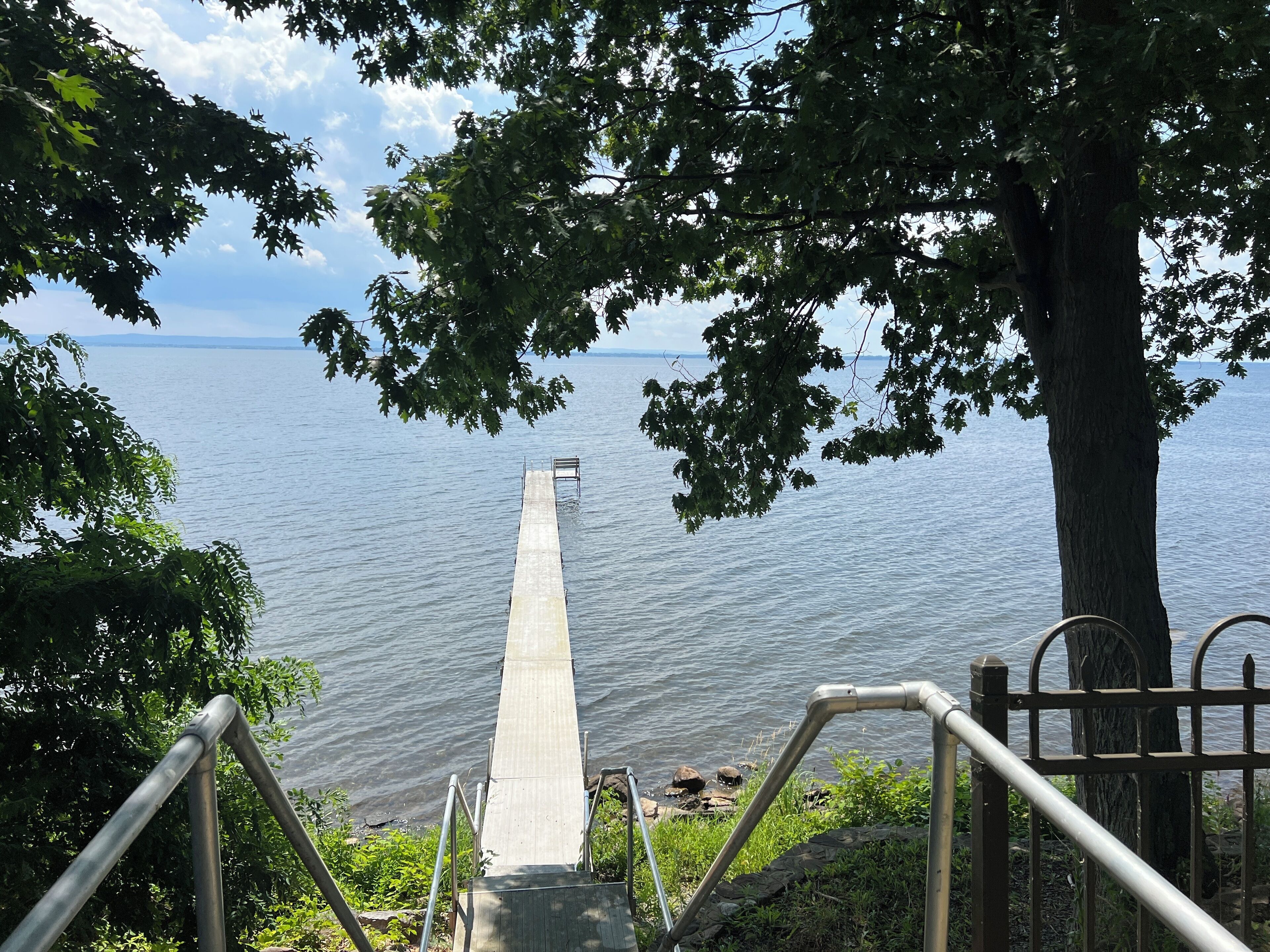 Waterfront indulgence on Oneida Lake. Bring your boat to this pet friendly home