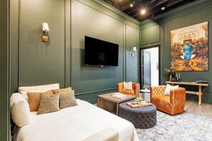 3 habitaciones, escritorio, wifi y ropa de cama 