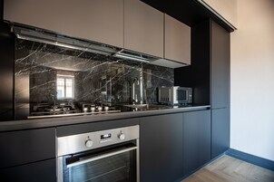 Two-Bedroom Residence Thym | Cucina privata | Pentole/stoviglie/utensili