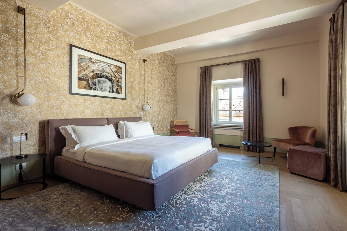 Suite (Melissa)