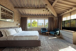 套房 (Thym) | 防过敏的被褥、迷你吧、客房内保险箱、遮光窗帘