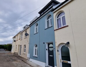 Cottage, Multiple Beds | Exterior - Luxury Sea View Modernised Pembrokeshire Cottage (Milford Haven)