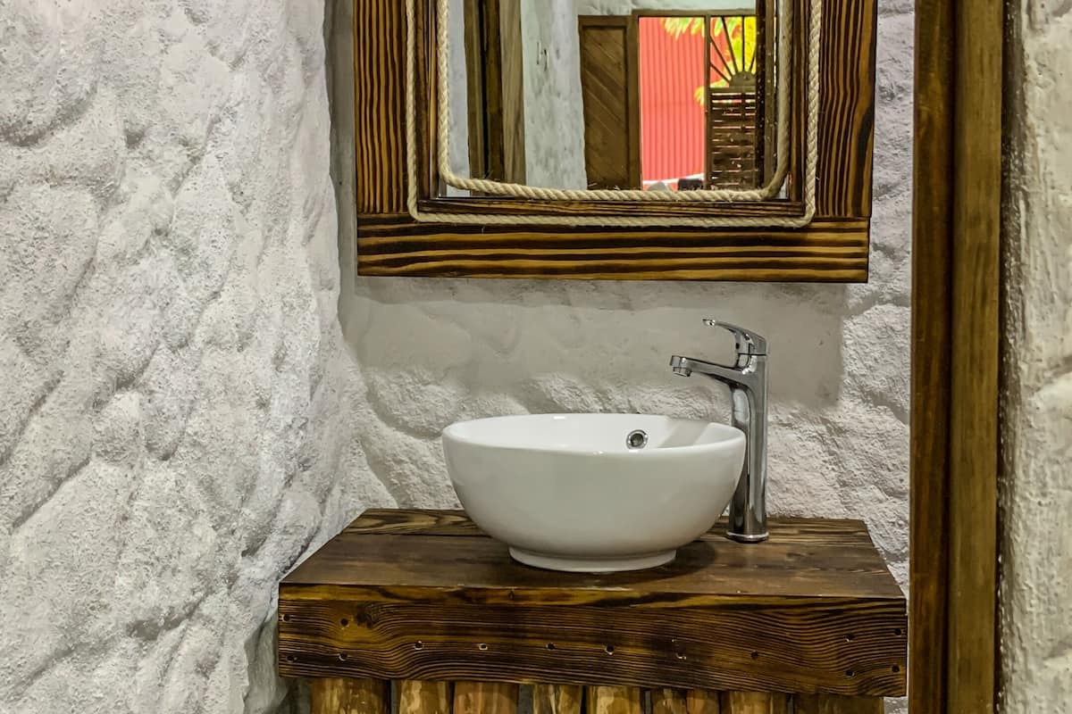 Premium Double Room, 1 King Bed | Bathroom
