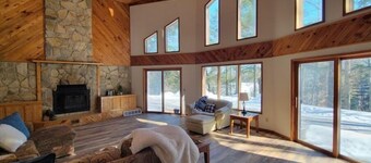 Waterfront Peninsula Escape Cabin