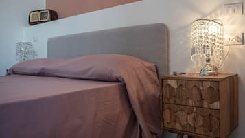 1 Schlafzimmer, Reisekinderbett, kostenloses WLAN, Bettwäsche