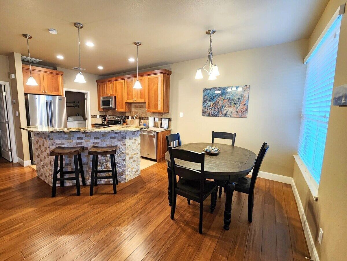Canyon Lake Luxury Getaway
