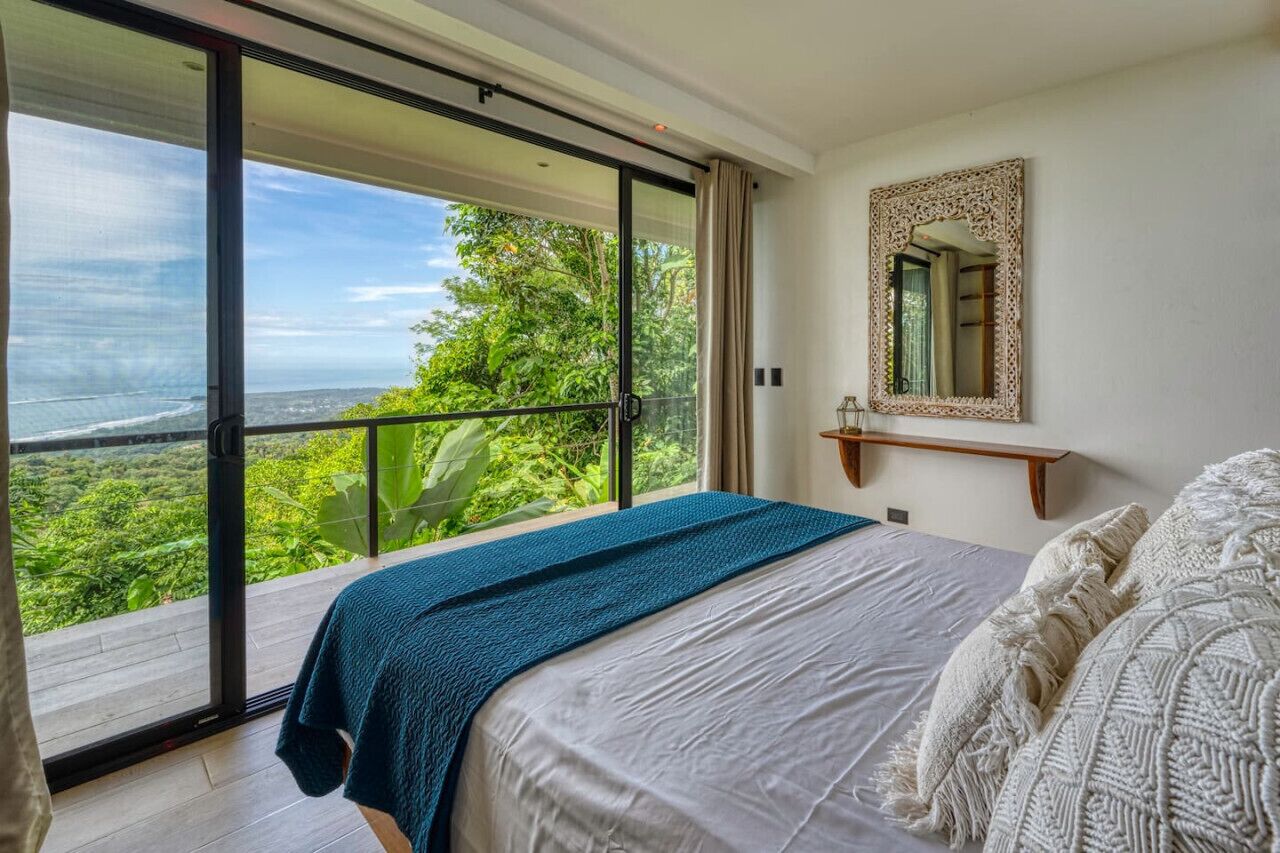 8 Schlafzimmer, Schreibtisch, WLAN, Bettwäsche